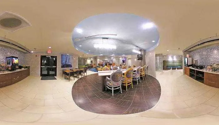 Springhill By Marriott Charleston North Hotel 3*